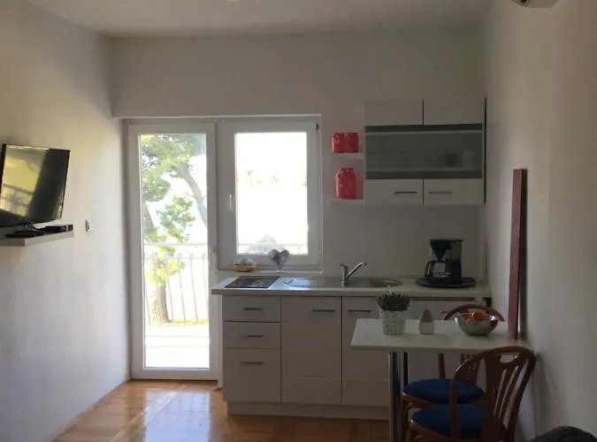 Apartments More شقة بيروفاتش