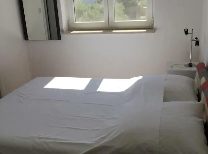 Apartments More بيروفاتش